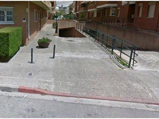 Aparcament cotxe  Carrer illa. Aprovecha esta oportunidad en girona capital! venta de plazas de