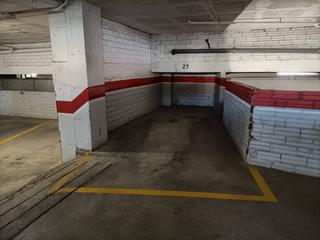 Lloguer Aparcament cotxe  Riu ser. Parking en alquiler en migdia casernes
