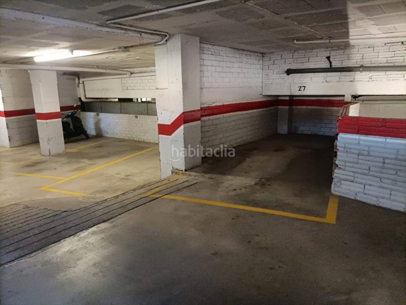 Foto b7a051d5-6711-4a5f-b77c-ff4eb6720f85. Alquiler parking coche parking en alquiler en migdia casernes en Girona
