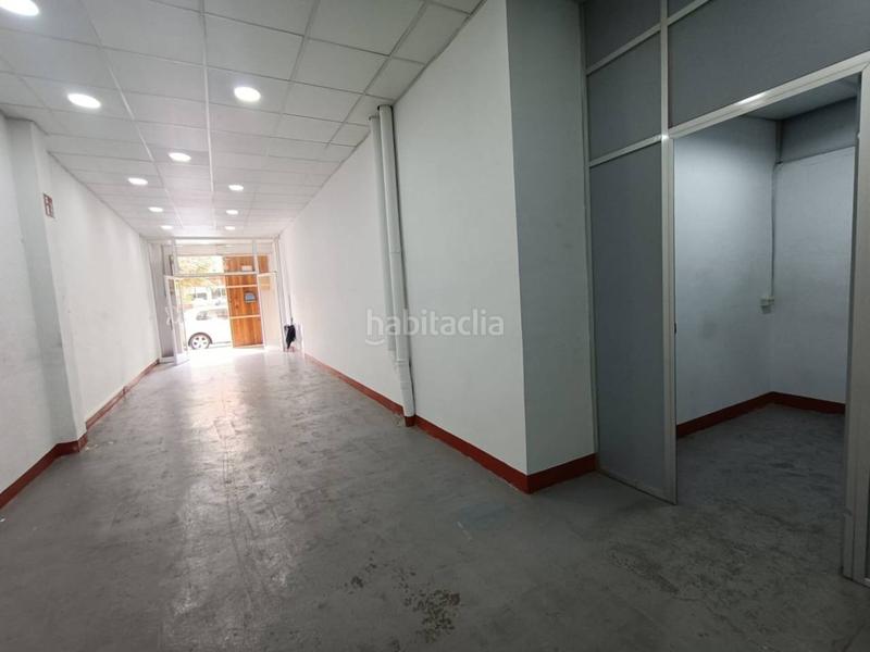 Foto f3f9a68a-5343-483a-a2f0-a902d2bef1bd. Alquiler local comercial alquiler de almacén capital en Girona
