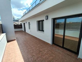 Àtic a Eixample Sud-Migdia. Ático en venta en girona capital