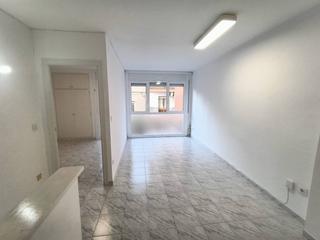 Location Appartement à Eixample Sud-Migdia. Alquiler de piso en girona capital