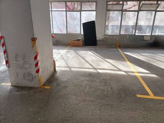 Aparcament cotxe a Calle llierca 1. Parking en alquiler en sant pau  carrer llierca
