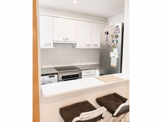 Pis a Eixample Sud-Migdia. Venta de piso y parquing en  castell de requesens, girona capita