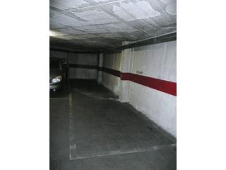 Parking coche  Rutlla. Parking en venta en centre