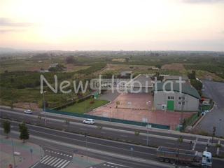 Pis  Carrer karl raimund popper. Vivienda junto pulmon de castellon