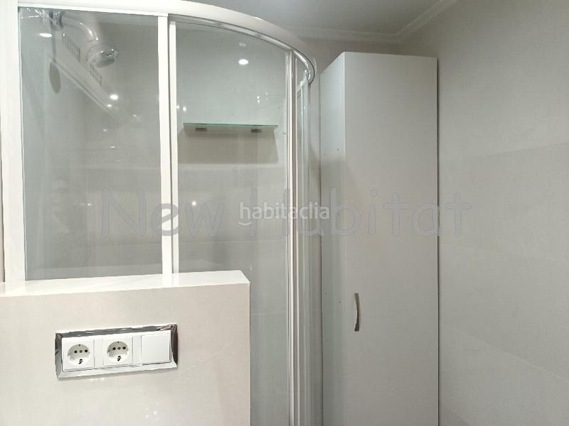 Foto f691de12-513c-4aaf-bfdd-da098001f10f. Casa adosada en Plaza Illes Columbretes Castellón de la Plana