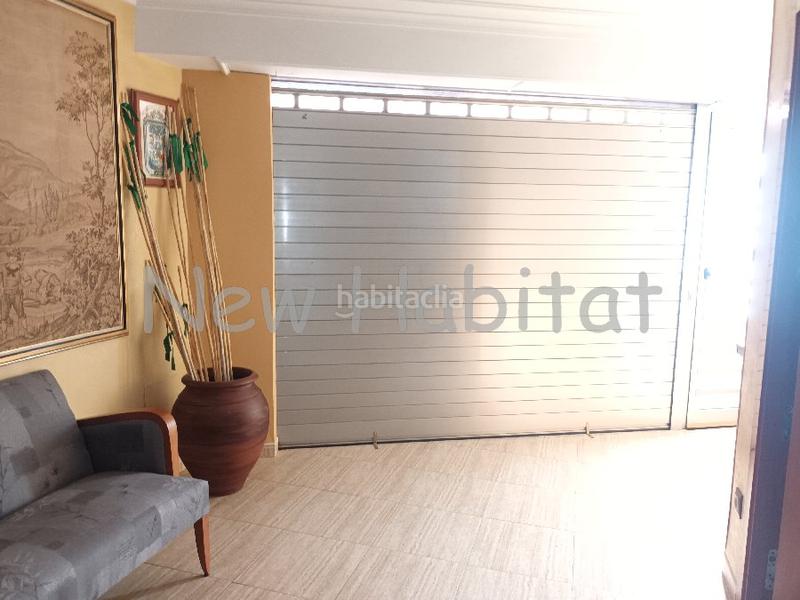 Foto 534a1206-da22-413b-9176-365e5b487ad4. Casa adossada amb aparcament a Plaza Illes Columbretes Castellón de la Plana