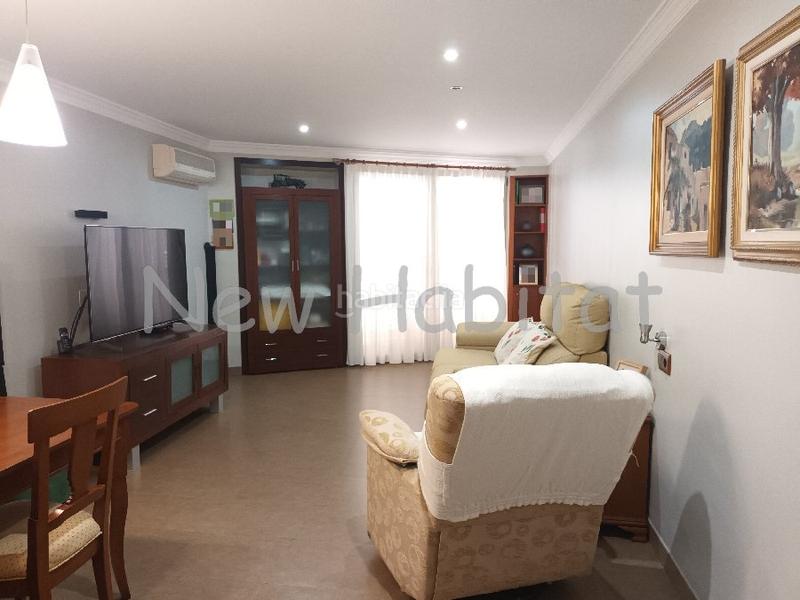 Foto ea6d57e9-f6b9-40eb-baf4-3a62a8dfcfab. Casa adossada amb aparcament a Plaza Illes Columbretes Castellón de la Plana