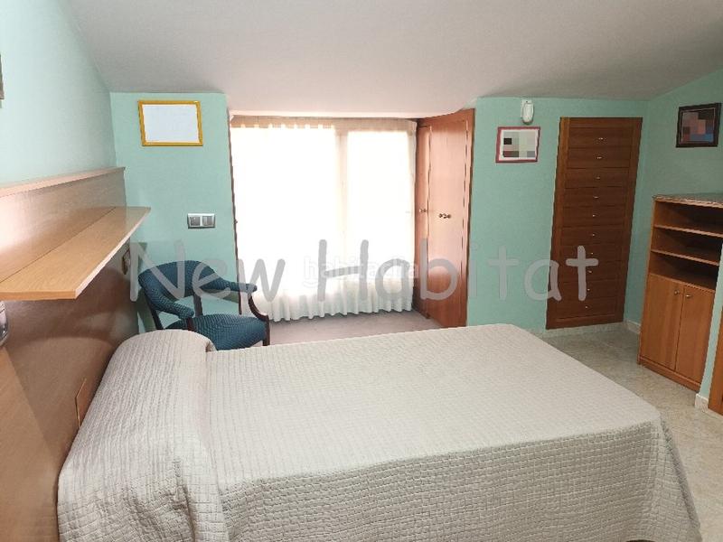 Foto 97ece25c-29c7-4de0-ad50-269b3c54c1fe. Maison jumelée avec parking dans Plaza Illes Columbretes Castellón de la Plana