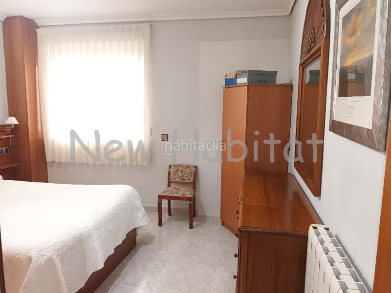 Foto fe738387-2754-459d-b54d-5724687ad85b. Maison jumelée avec parking dans Plaza Illes Columbretes Castellón de la Plana