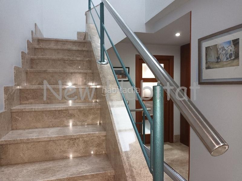 Foto 4bd71039-5238-49e2-8232-d0aa8ddada4d. Reihenhaus mit parking in Plaza Illes Columbretes Castellón de la Plana