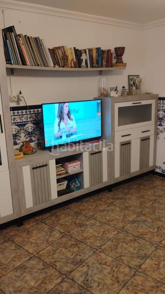Foto 410d8e94-c810-4bd5-8703-e03a9ffe64ad. Casa adossada a Torre Endoménech