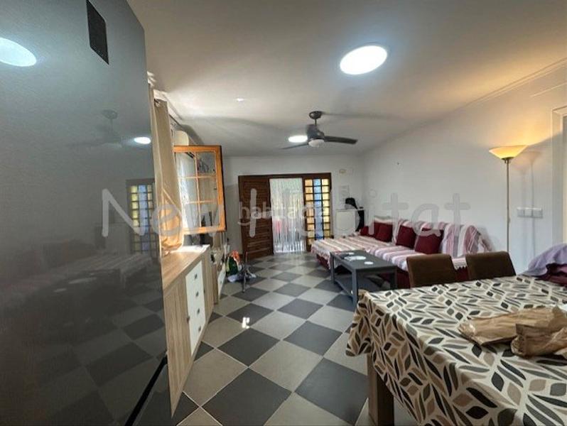 Foto fb2b5e18-d5c4-4abd-b0be-3bb552b4f02e. Casa bifamiliare in Playa Morros de Gos Oropesa del Mar