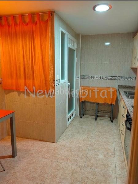 Foto 7b82b8ba-23f3-49d4-84f3-2fd755299b99. Flat with parking in Centro Almazora / Almassora