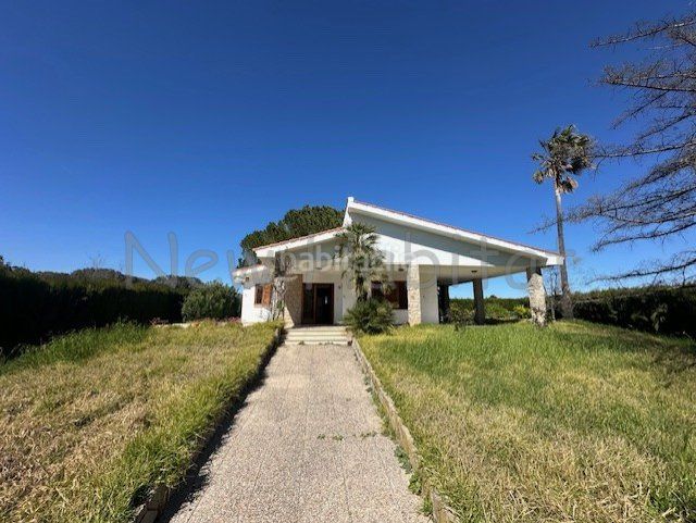 Foto ba0d0dcd-e5dc-43d0-b134-071d01e96578. Casa en Albocàsser