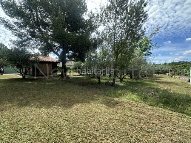 Foto b6f1acf0-8426-41fb-a379-8eb3a9e365b0. Terreny residencial a Sant Joan de Moró