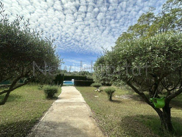 Foto d07078d0-1970-4416-8101-45bab388c231. Terreny residencial a Sant Joan de Moró