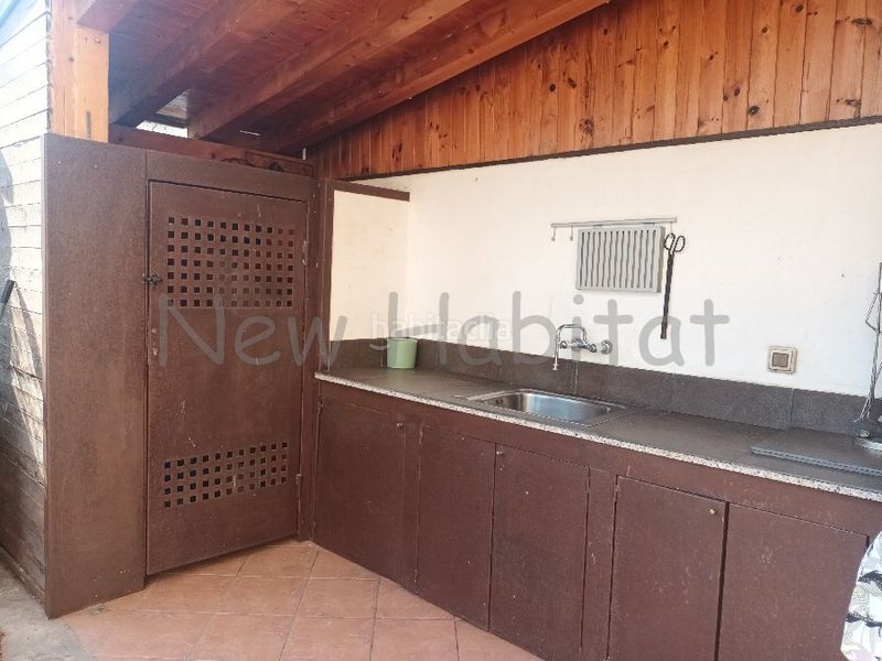 Foto d476385e-30e5-4d2d-b4c1-a2d0f8bb8ae7. Casa aparellada amb xemeneia calefacció aparcament piscina a Almazora / Almassora