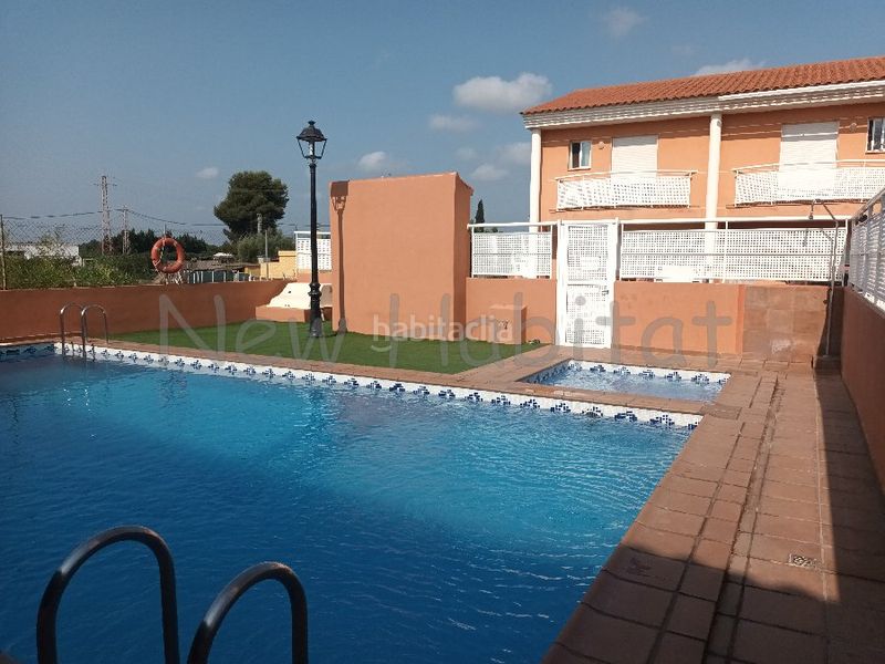 Foto 5f32e1ae-b3fe-4140-9a45-fdf335c9f93f. Doppelhaus mit kamin heizung parking pool in Playa-Ben Afeli Almazora / Almassora