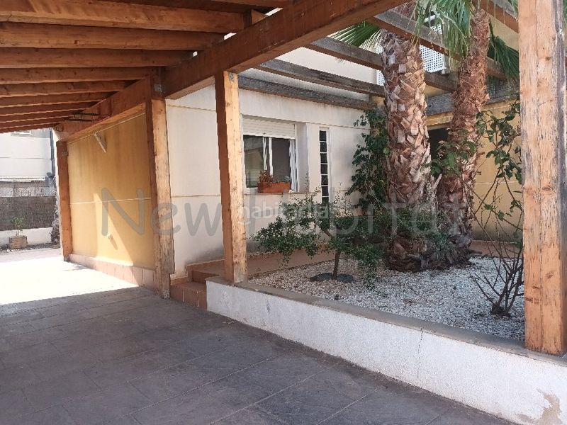 Foto 7f735fc0-3874-42a2-a5a4-dea187a3043c. Doppelhaus mit kamin heizung parking pool in Playa-Ben Afeli Almazora / Almassora