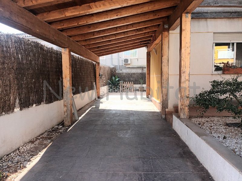 Foto bec9c5fc-2f52-4a7d-ad60-65b3f4696c0a. Doppelhaus mit kamin heizung parking pool in Playa-Ben Afeli Almazora / Almassora