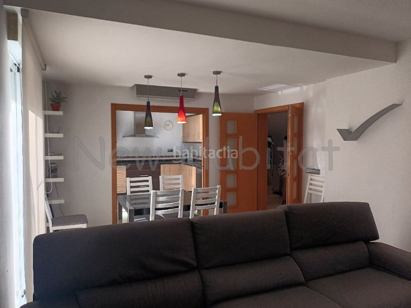 Foto d52fe9db-d0ad-44a3-90cb-2ff2f3ce5fe0. Doppelhaus mit kamin heizung parking pool in Playa-Ben Afeli Almazora / Almassora