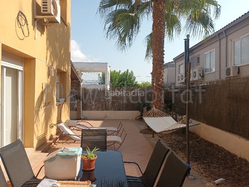 Foto f94d1dca-f806-49f3-b34d-9218679c08d1. Doppelhaus mit kamin heizung parking pool in Playa-Ben Afeli Almazora / Almassora