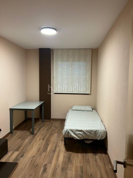 Foto 2fa1f952-8f66-47d1-b5e3-2ad05853302a. Flat with parking pool in Centro Almazora / Almassora