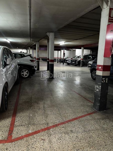 Foto a7608369-7627-47a4-9140-4fd3017bd454. Aparcament cotxe a Llefià Badalona