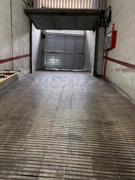 Foto a68861c7-633c-45e3-9f78-ded1913f1c27. Parking voiture dans carrer del mariscal cabanes 54 dans Badalona