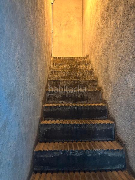 Foto e3ee229a-6dfa-4d3a-8dc0-20813777898a. Parking voiture dans carrer del mariscal cabanes 54 dans Badalona