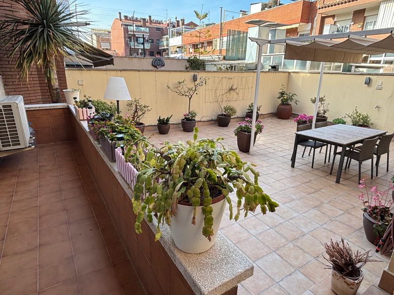 Foto 93b72c4b-f63f-4dfe-8600-687ae1c83427. Dúplex amb calefacció a Progrés - Pep Ventura Badalona