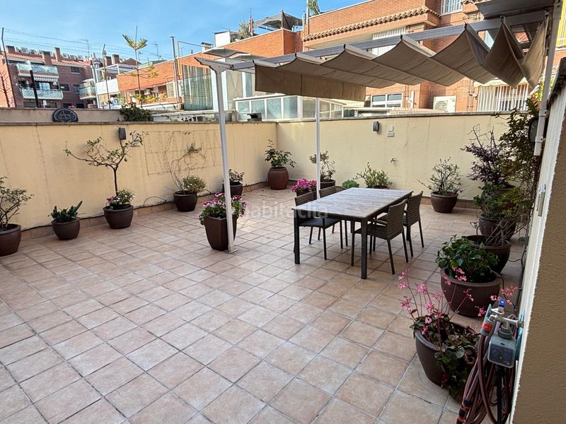 Foto 9b61a5e4-b735-4493-9b87-0675980a72d4. Dúplex amb calefacció a Progrés - Pep Ventura Badalona