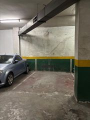 Aparcament cotxe  Carrer de pablo iglesias. �plaza de parking en venta!
