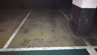 Aparcament cotxe a La Gavarra. Plaza grande  de parking en venta en cornella de llobregat