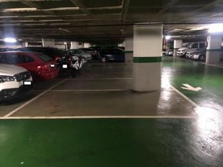 Aparcament cotxe a La Gavarra. Plaza parking en sant ildefons en cornella de llobregat