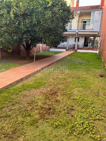 Foto de199671-8713-4d36-9464-9aede8fe45e1. Casa espectacular casa en zona gavarra en cornella de llobregat en Cornellà de Llobregat