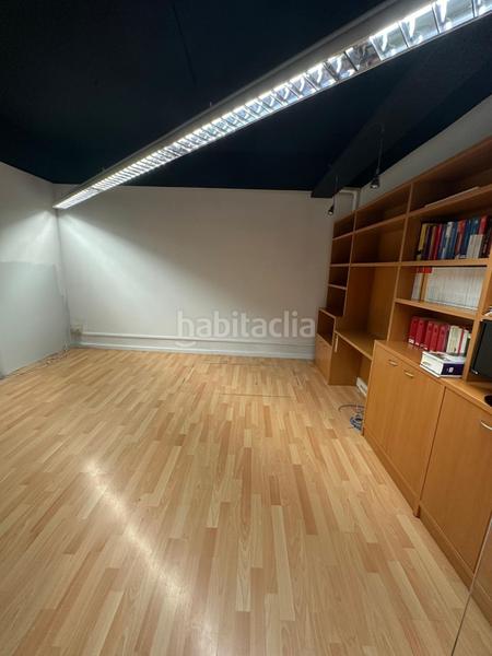 Foto ba0fcf52-d416-4676-b53d-e0878b99e30d. Alquiler local comercial local en alquiler en Centre Esplugues de Llobregat