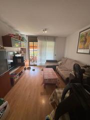 Rent Flat in Fontsanta-Fatjó. Bonito piso en alquiler en cornella de llobregat