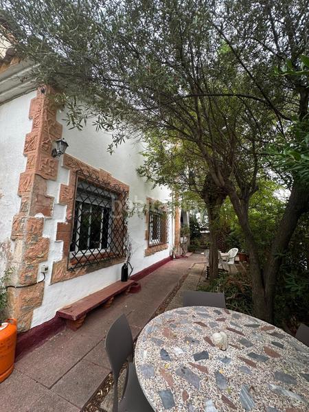 Foto 4d2bf8f1-614e-42dd-b68d-46ebdda6ce66. Casa in Lluminetes Castelldefels