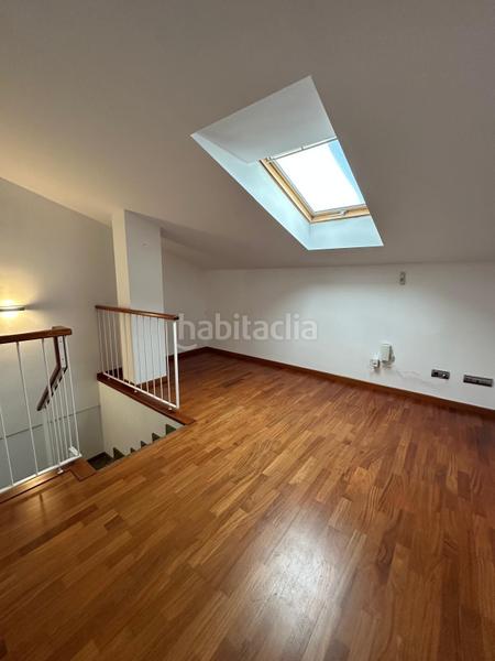 Foto 1ed019cb-b4e0-4850-953b-c41f718c3192. Dachwohnung mit heizung parking in El Pedró Cornellà de Llobregat