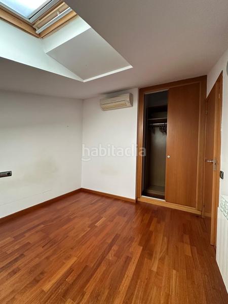 Foto 76cf4eae-3b11-4edb-8586-ba4f15328bf4. Dachwohnung mit heizung parking in El Pedró Cornellà de Llobregat