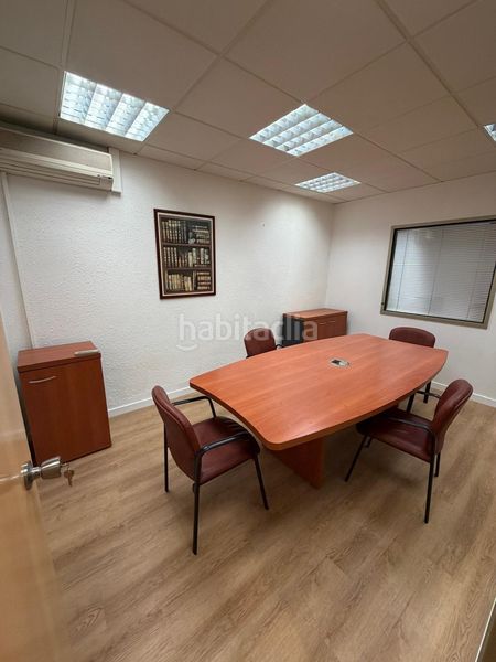 Foto ff346200-61da-482c-8d51-efdc927d00cb. Local comercial a Centre Esplugues de Llobregat