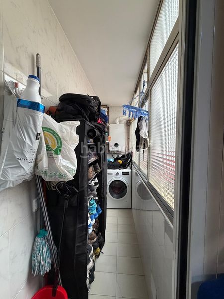 Foto 67ba3b2a-82a3-476b-94c7-8bee8756e4a1. Pis amb calefacció a La Gavarra Cornellà de Llobregat