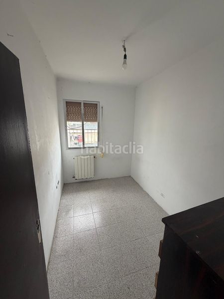 Foto a1f94a54-b27f-4369-90a0-d9b07eb9da88. Pis amb calefacció a Sant Ildefons Cornellà de Llobregat