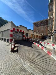 Aparcament cotxe a La Gavarra