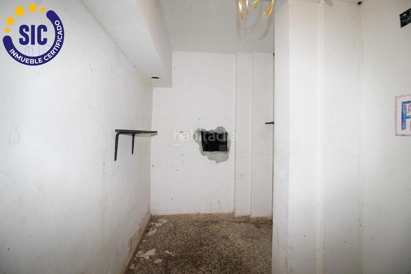 Foto 67be4d38-468e-4672-9445-d04cb6b3f8ea. Local comercial en avenida del faro 87 1820local comercial en edificio nortespa iizona Playa de la Concha en Oropesa del Mar