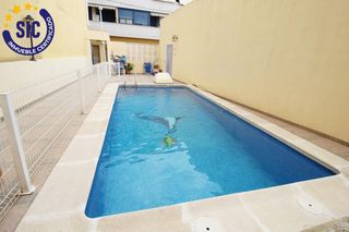 Etagenwohnung  Calle pio xii. 1829planta baja de 3 dormitorios, con terraza y piscina comunita