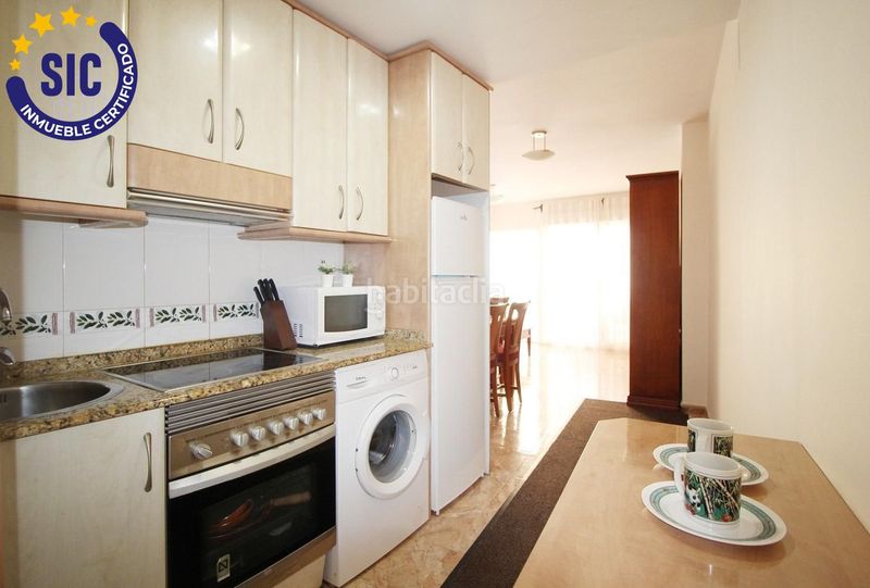 Foto dbe989a7-a57b-40f6-bd00-716242b8aafc. Pis amb piscina a Centro Oropesa del Mar